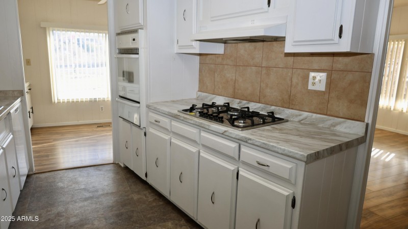 Kitchen 5