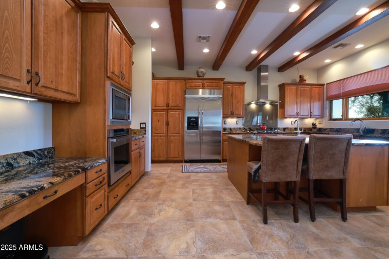 Large Kitchen Area