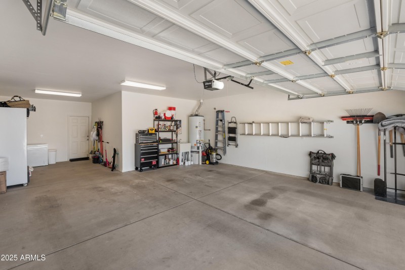 3-Car Tandem Garage