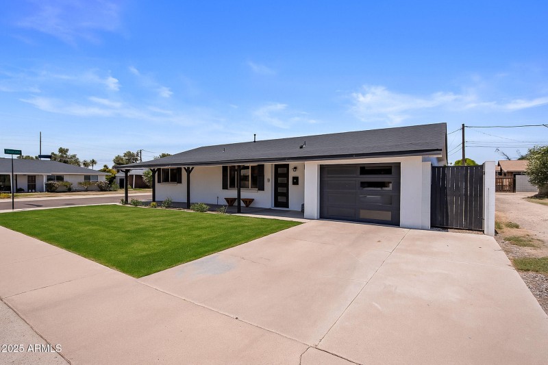 22-web-or-mls-D46A6733