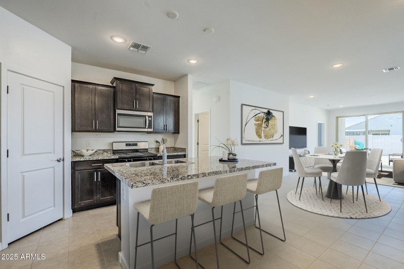 Kitchen VS