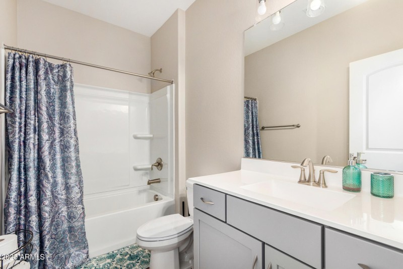 32 Bath2 AZ Premier Real Estate