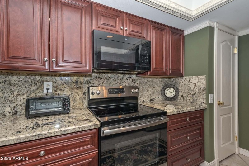 Kitchen-Range
