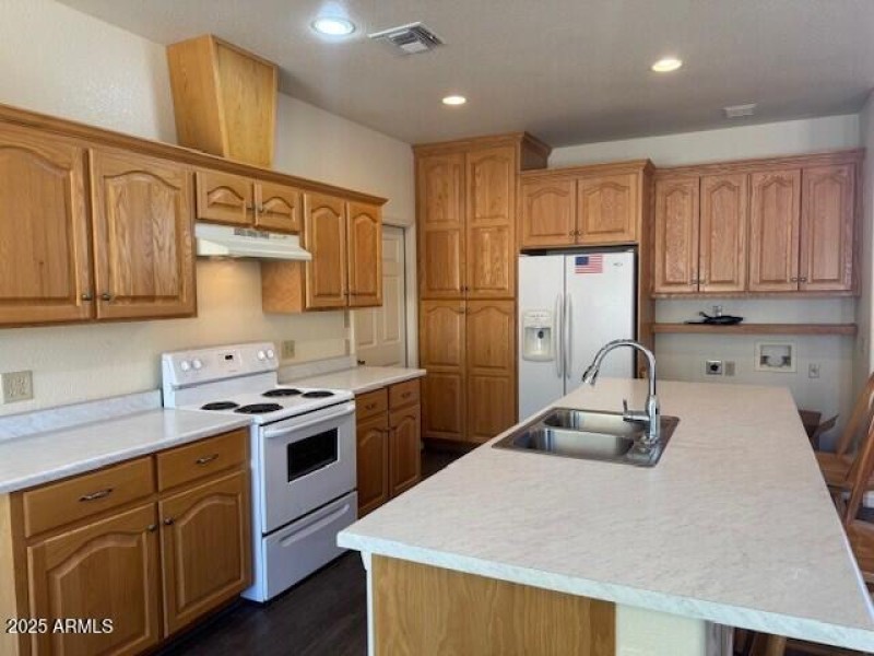 GUEST HOUSE KITCHEN