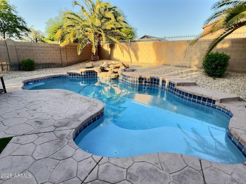 Pool 7313