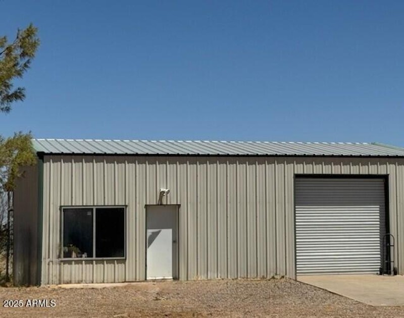 FRONT SHOP