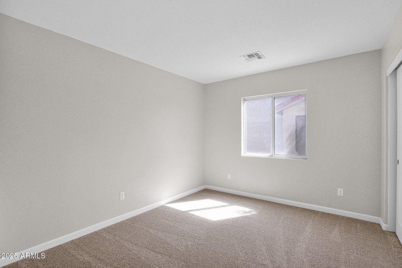 24-web-or-mls-P1234043