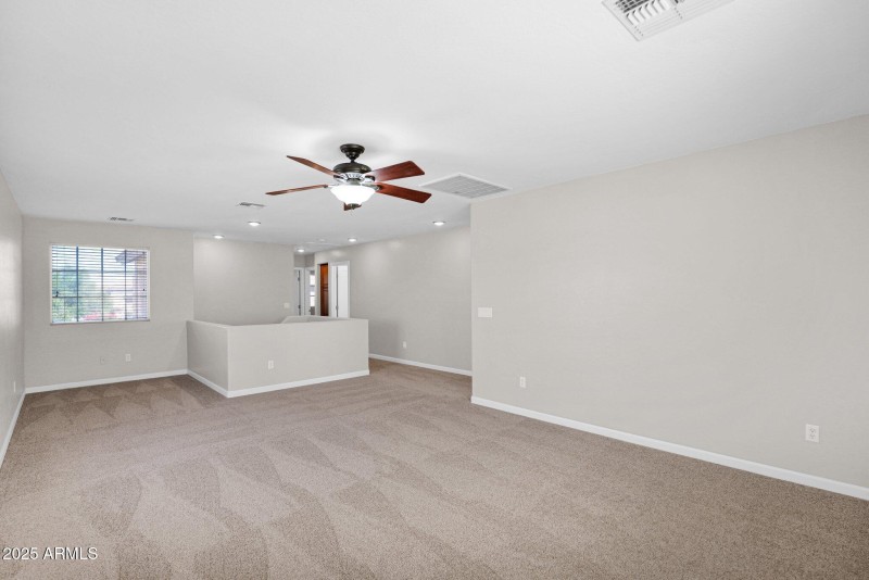 33-web-or-mls-P1234059