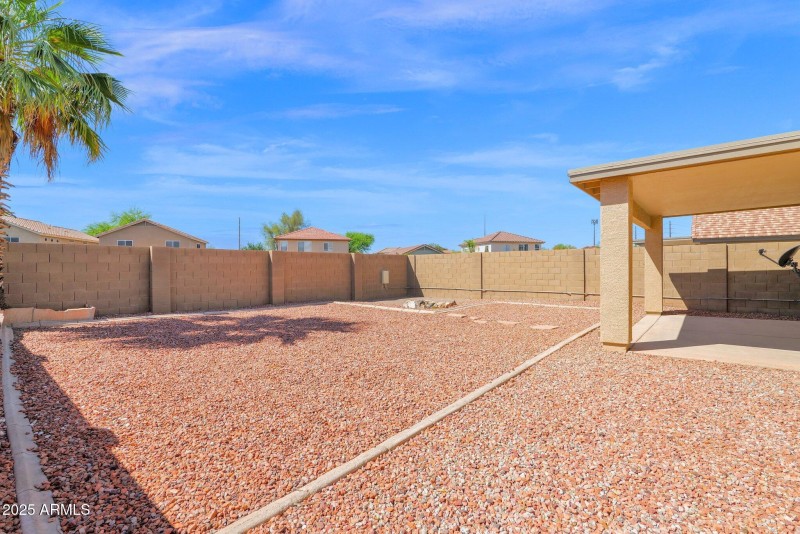 42-web-or-mls-P1234082