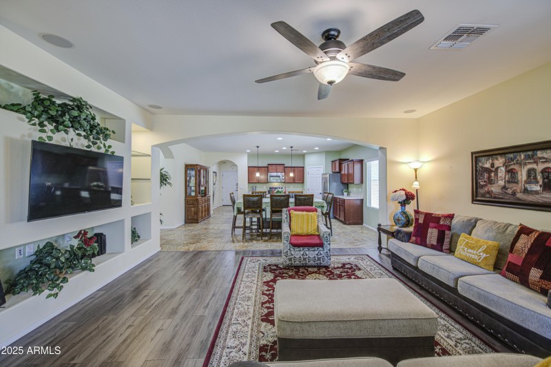 Family Room 4