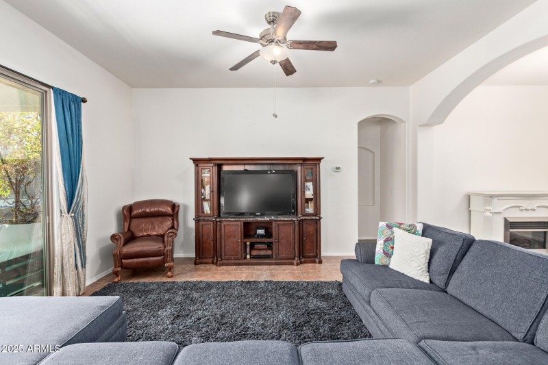10 foot ceilings