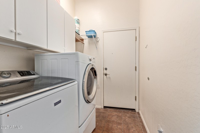 Laundry Rm