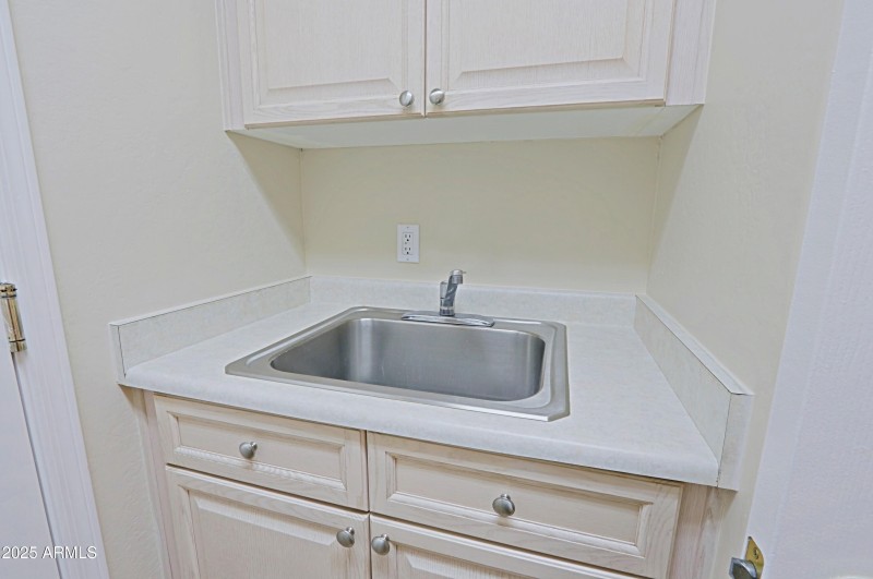 Laundry Room 2