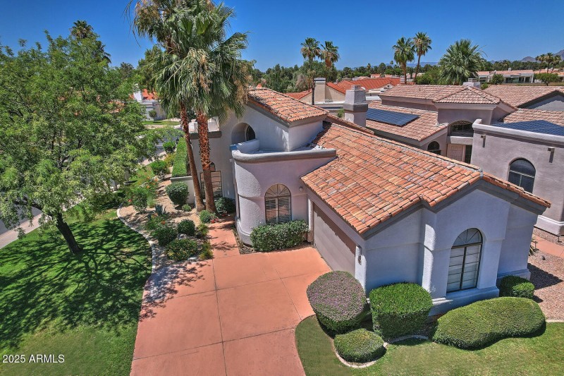 Gorgeous Corner Lot