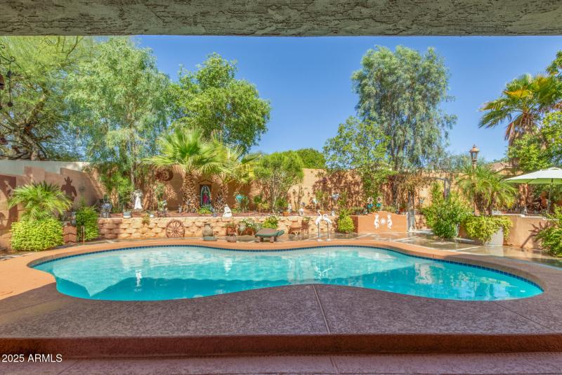32 Tantra Park