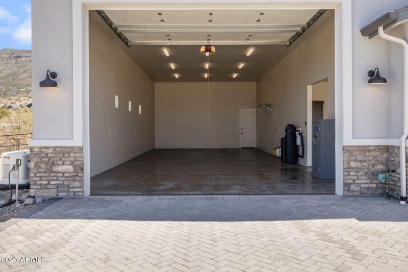 RV Garage