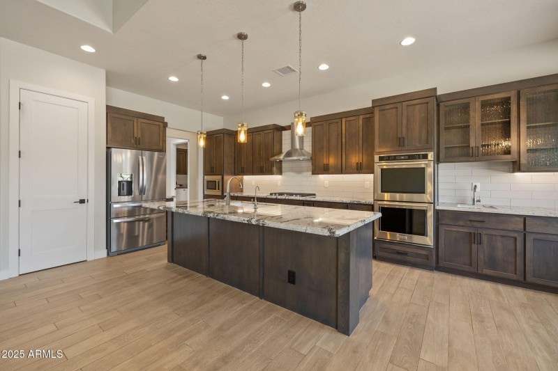 054-Kitchen