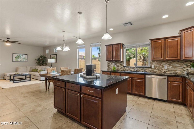14-Kitchen
