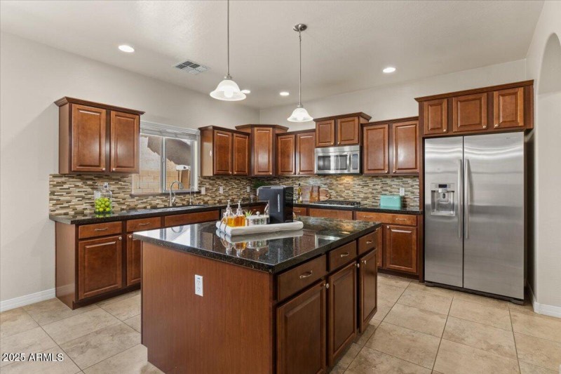 15-Kitchen