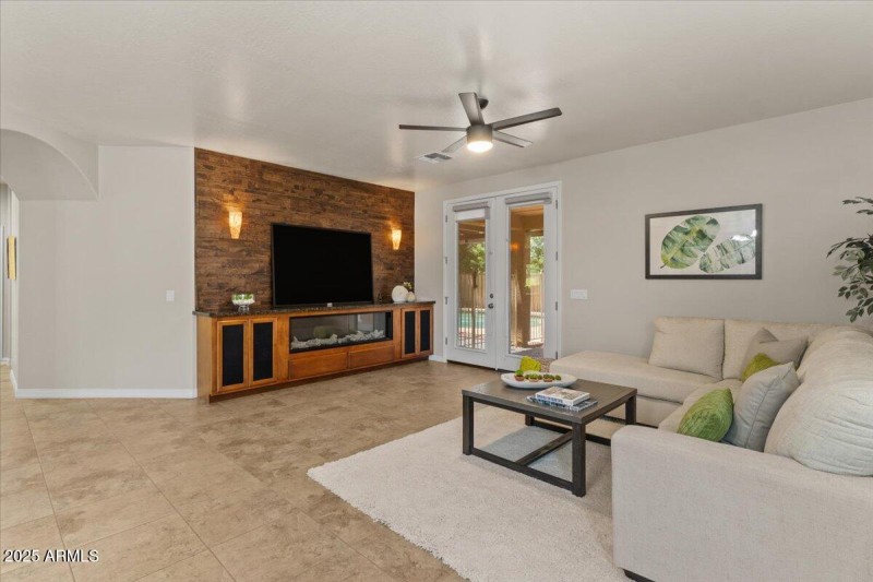 24-Living Room
