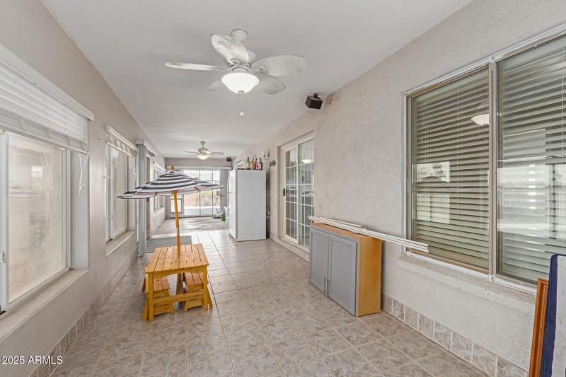 26 - San Lazaro