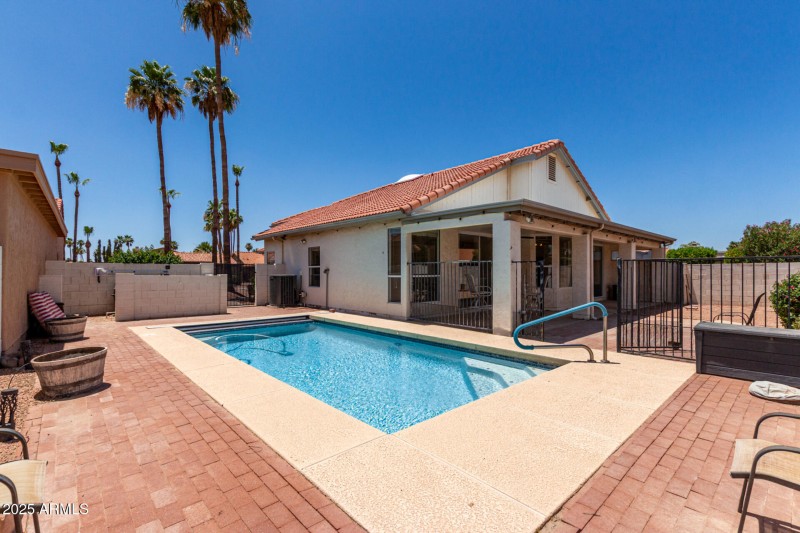 35 Eastlake