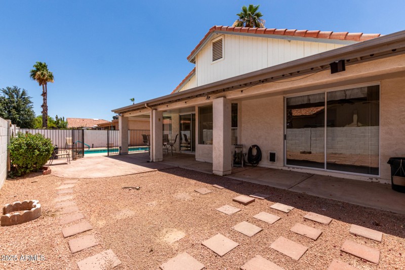 34 Eastlake