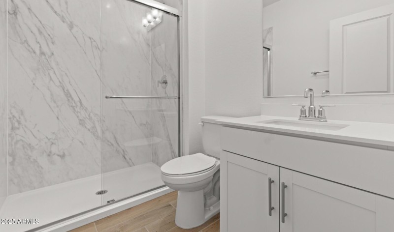 Manor Lot #84 Extra Suite Bath (Large)