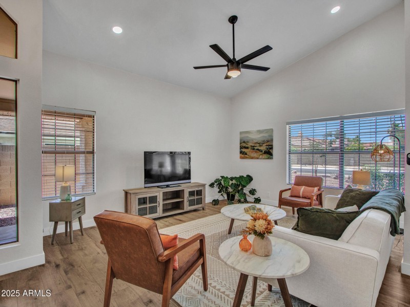 03-Living-room-(2)