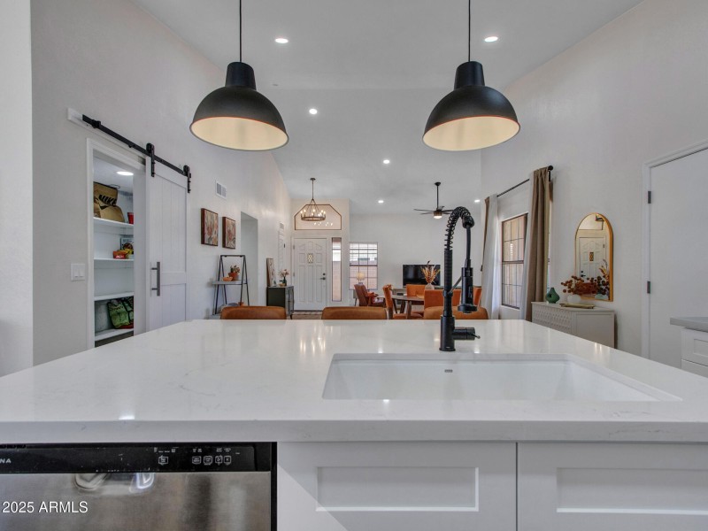 05-Kitchen-(5)