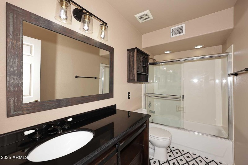 Upstairs Hall Bath