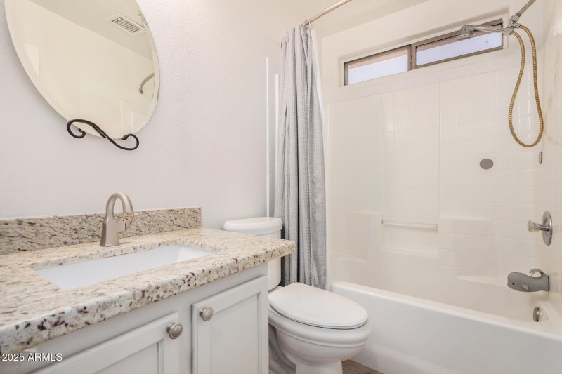 2nd Bathroom