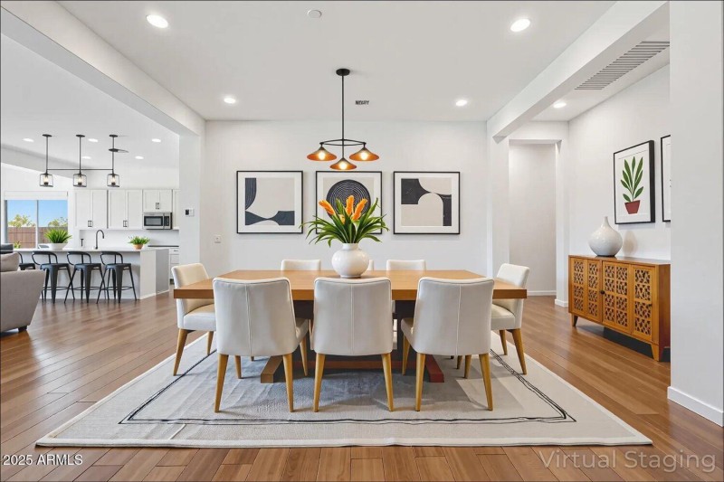 31-Dining Room