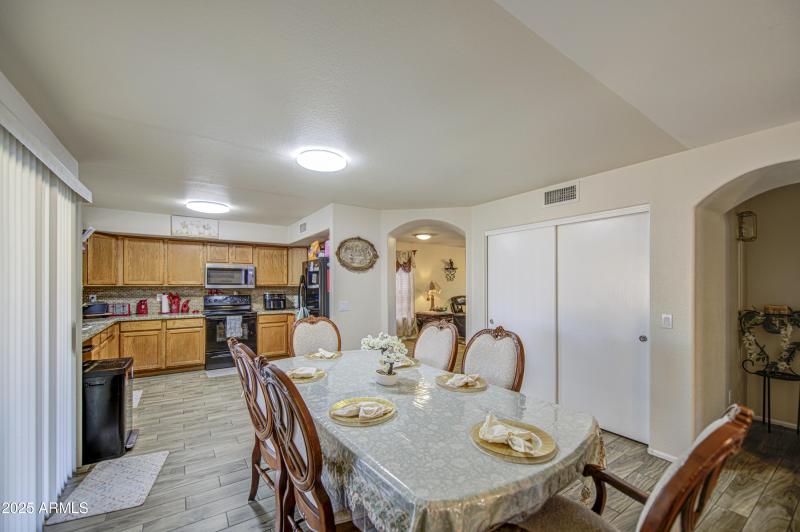 Dining Area 2