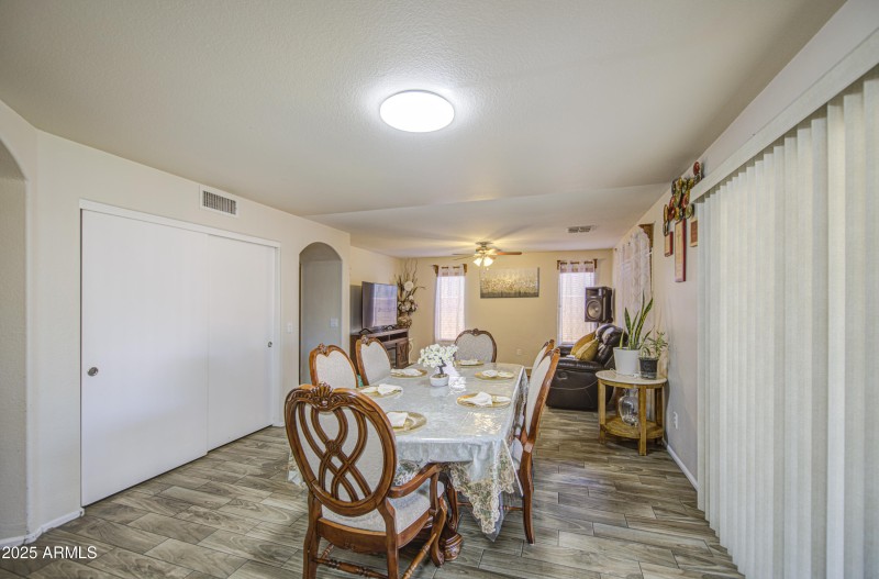 Dining Area 4