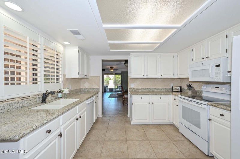 Kitchen2