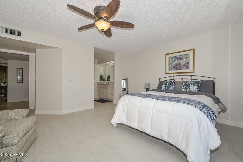 Primary Bedroom-Bath