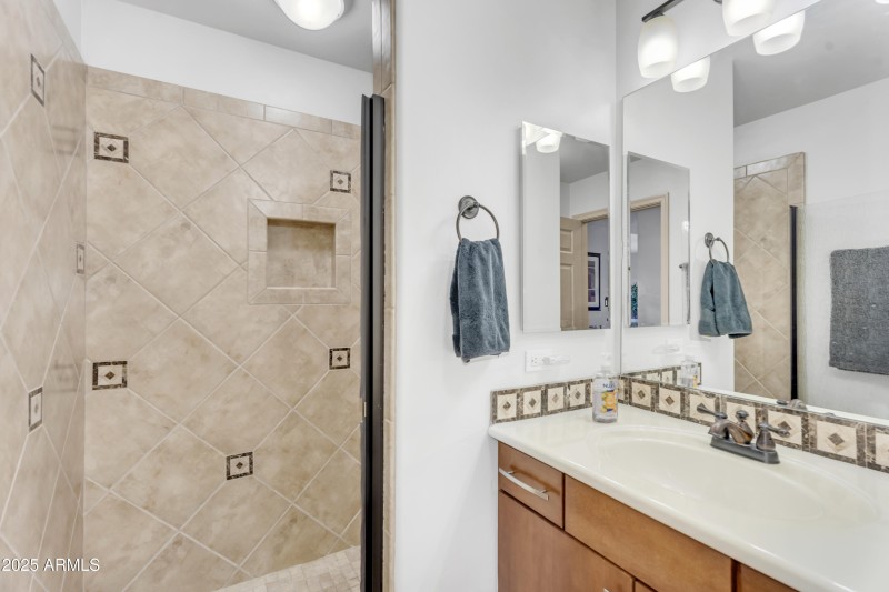 Upgraded Tile Shower & Bath