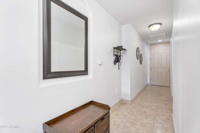 Bright & Welcoming Entryway