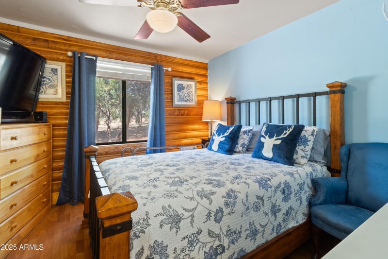 Guestroom #1