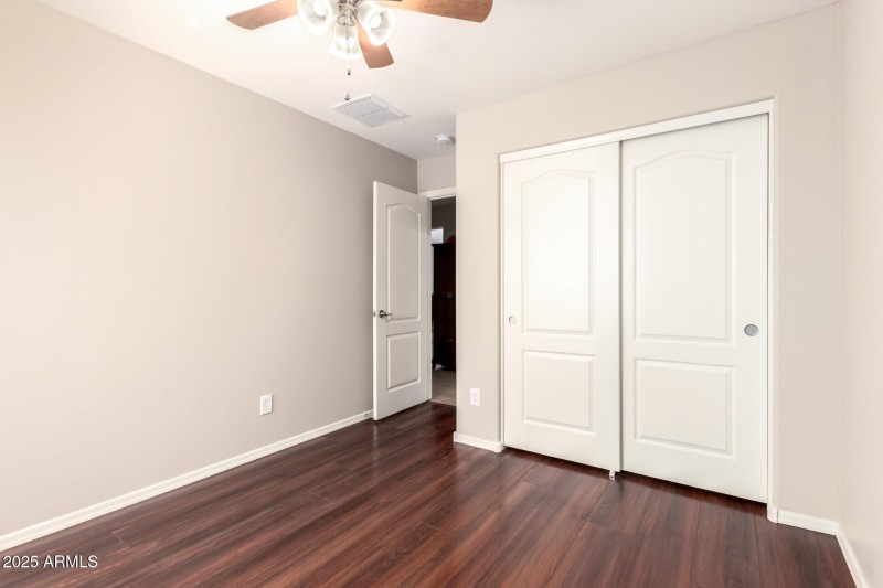 23 4thBedroom2