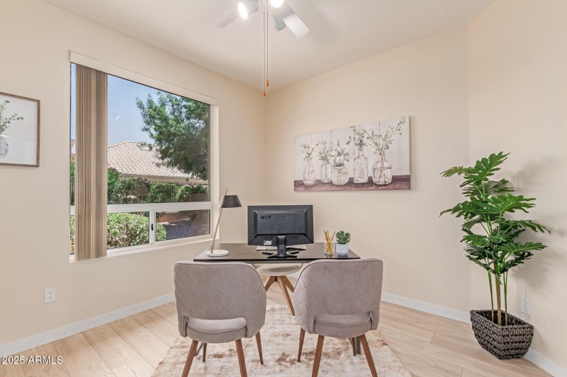 Den / Office