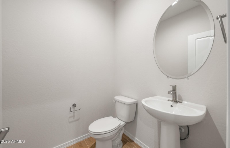 !/2 Bathroom