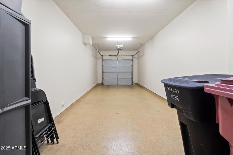 Tandem Garage