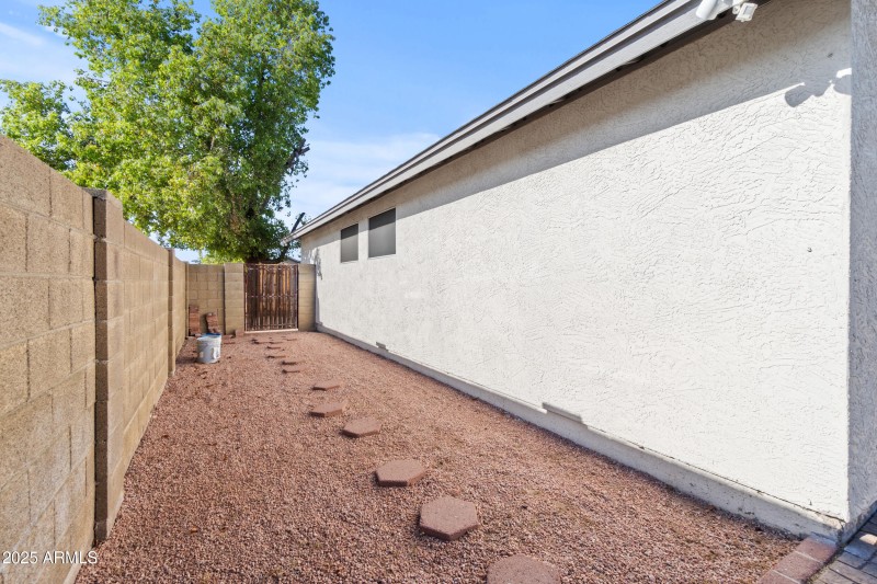 3651 w escuda dr-28