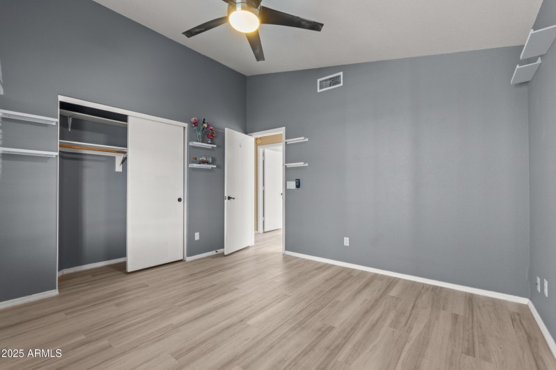3651 w escuda dr-23