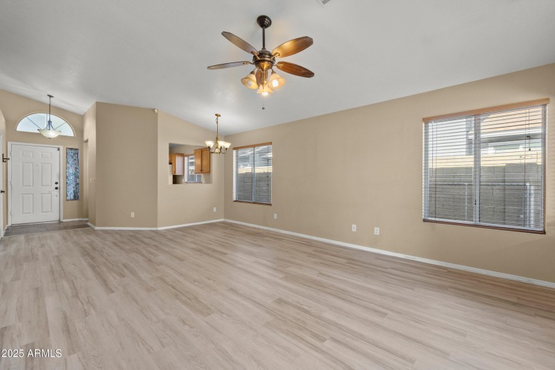3651 w escuda dr-16