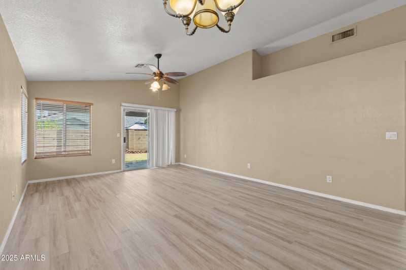 3651 w escuda dr-14