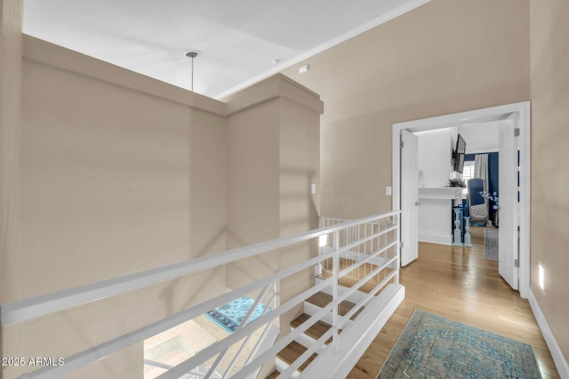 mls_6708 W Utopia Rd-28