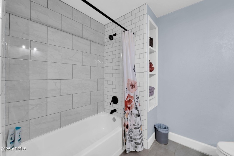 mls_6708 W Utopia Rd-51